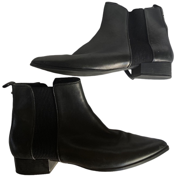 DKNY Talie Black Leather Pointed Toe Block Heel Zip-Up Pull Tab Ankle Bootie - Picture 6 of 9